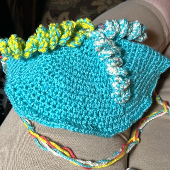 Crochet ear warmer & hat set - Picture 5 of 5